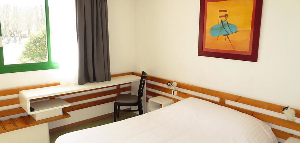 N'Atura Hotel Aire sur l'Adour Bagian luar foto