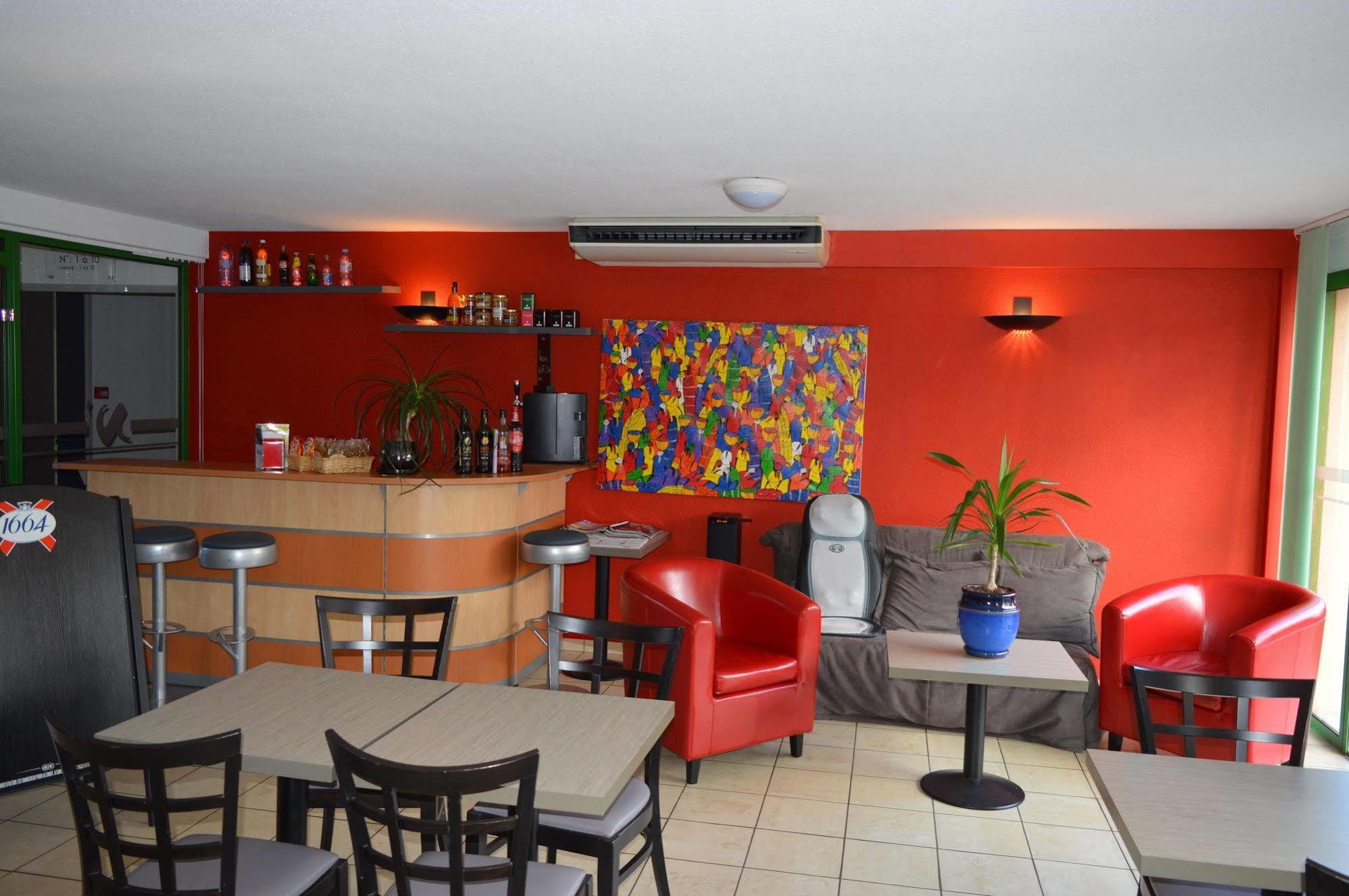 N'Atura Hotel Aire sur l'Adour Bagian luar foto