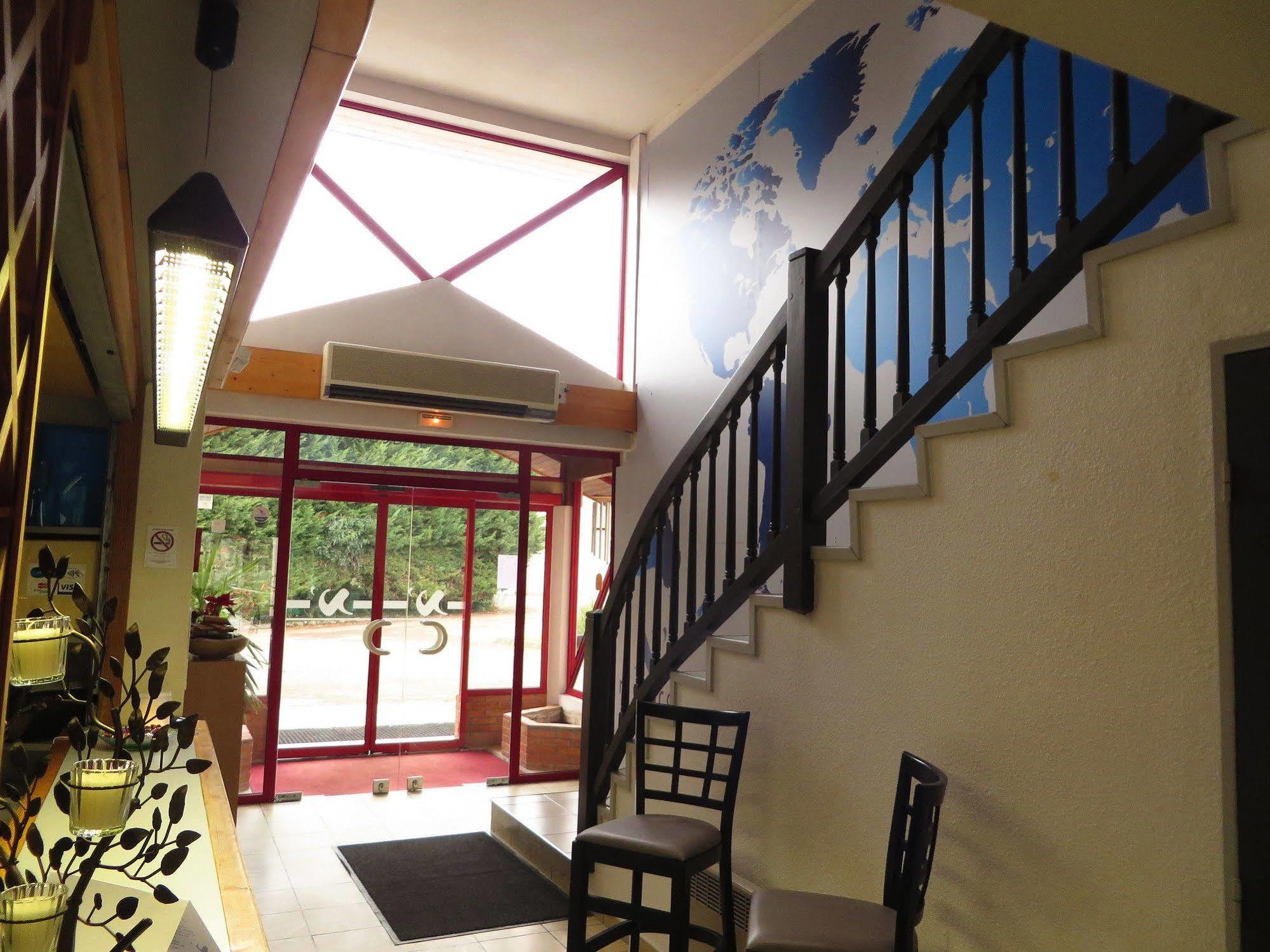 N'Atura Hotel Aire sur l'Adour Bagian luar foto