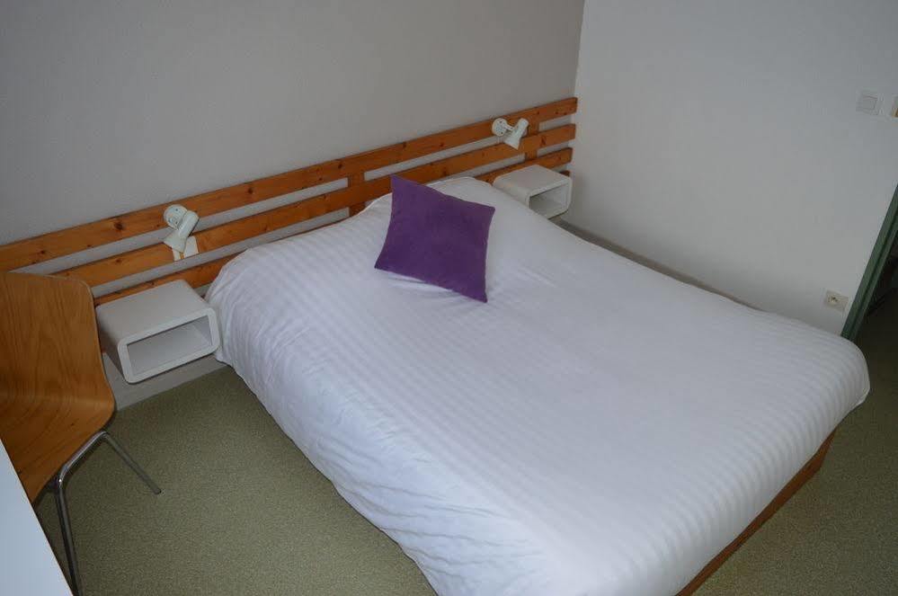 N'Atura Hotel Aire sur l'Adour Bagian luar foto
